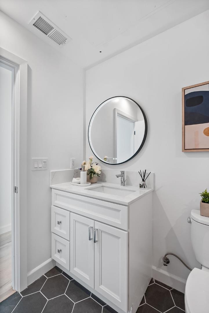 Detail Gallery Image 23 of 41 For 889 Mclellan Dr #208,  South San Francisco,  CA 94080 - 2 Beds | 2 Baths