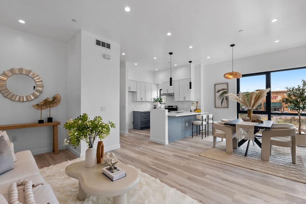 Detail Gallery Image 32 of 41 For 889 Mclellan Dr #208,  South San Francisco,  CA 94080 - 2 Beds | 2 Baths