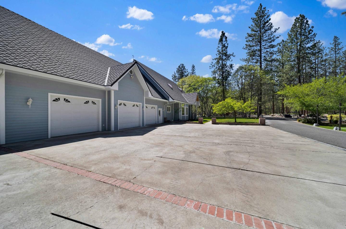 Detail Gallery Image 28 of 72 For 5422 Schulmeyer Gulch Rd, Yreka,  CA 96097 - 6 Beds | 4/1 Baths