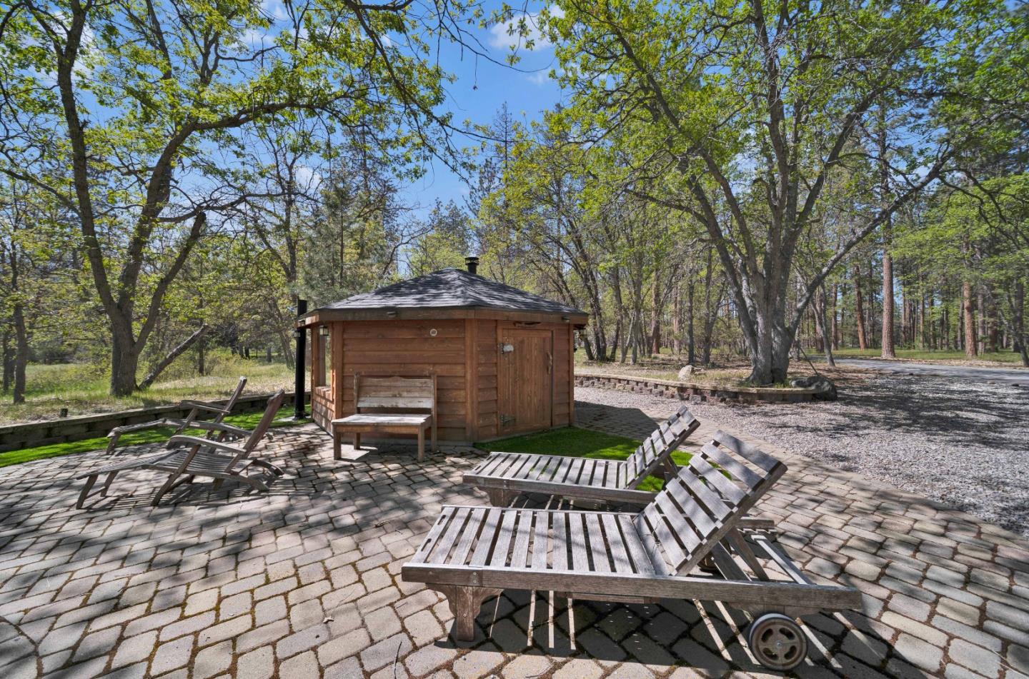 Detail Gallery Image 47 of 72 For 5422 Schulmeyer Gulch Rd, Yreka,  CA 96097 - 6 Beds | 4/1 Baths