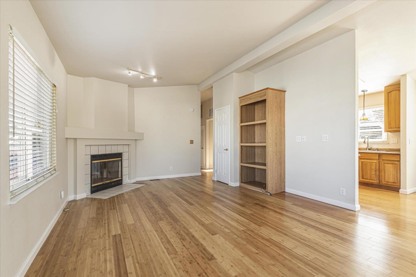 Detail Gallery Image 2 of 33 For 3015 E Bayshore Rd #168,  Redwood City,  CA 94063 - 2 Beds | 2 Baths