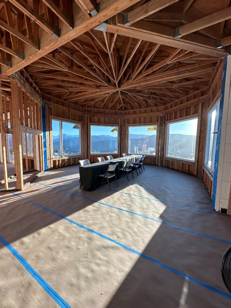 Detail Gallery Image 2 of 24 For 304 Country Club Hts, Carmel Valley,  CA 93924 - 4 Beds | 4/2 Baths