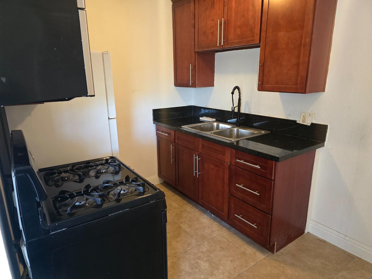 Detail Gallery Image 5 of 6 For 2382 Boxwood St, Sacramento,  CA 95815 - – Beds | – Baths
