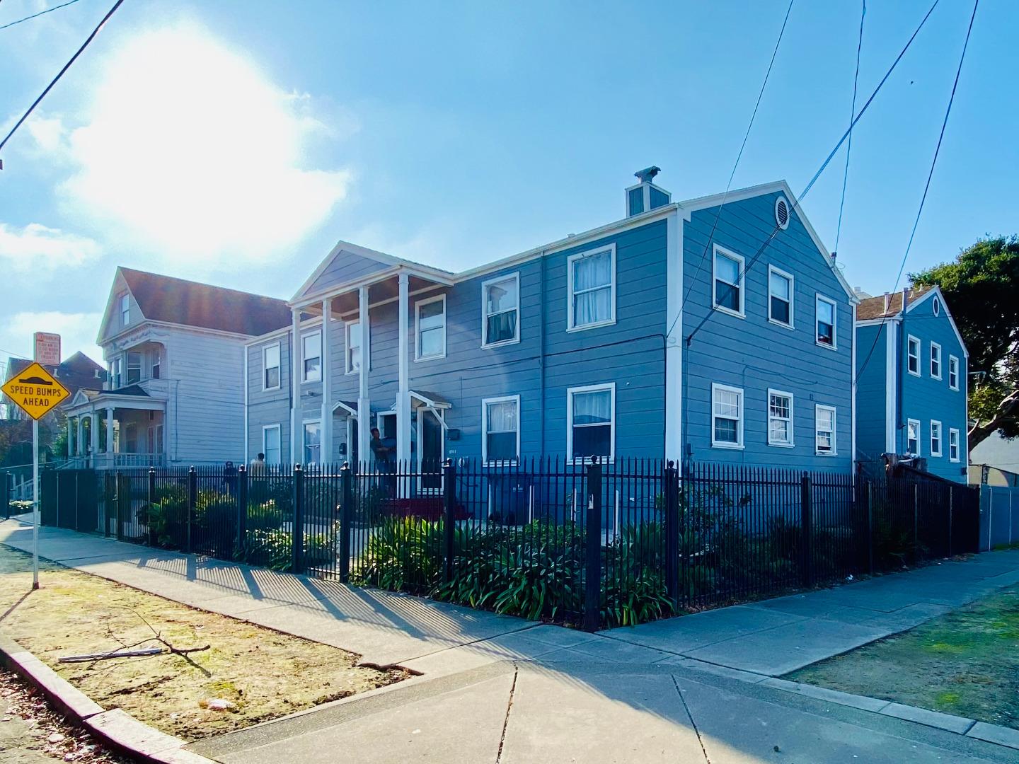 Detail Gallery Image 3 of 36 For 15th St, Oakland,  CA 94606 - – Beds | – Baths