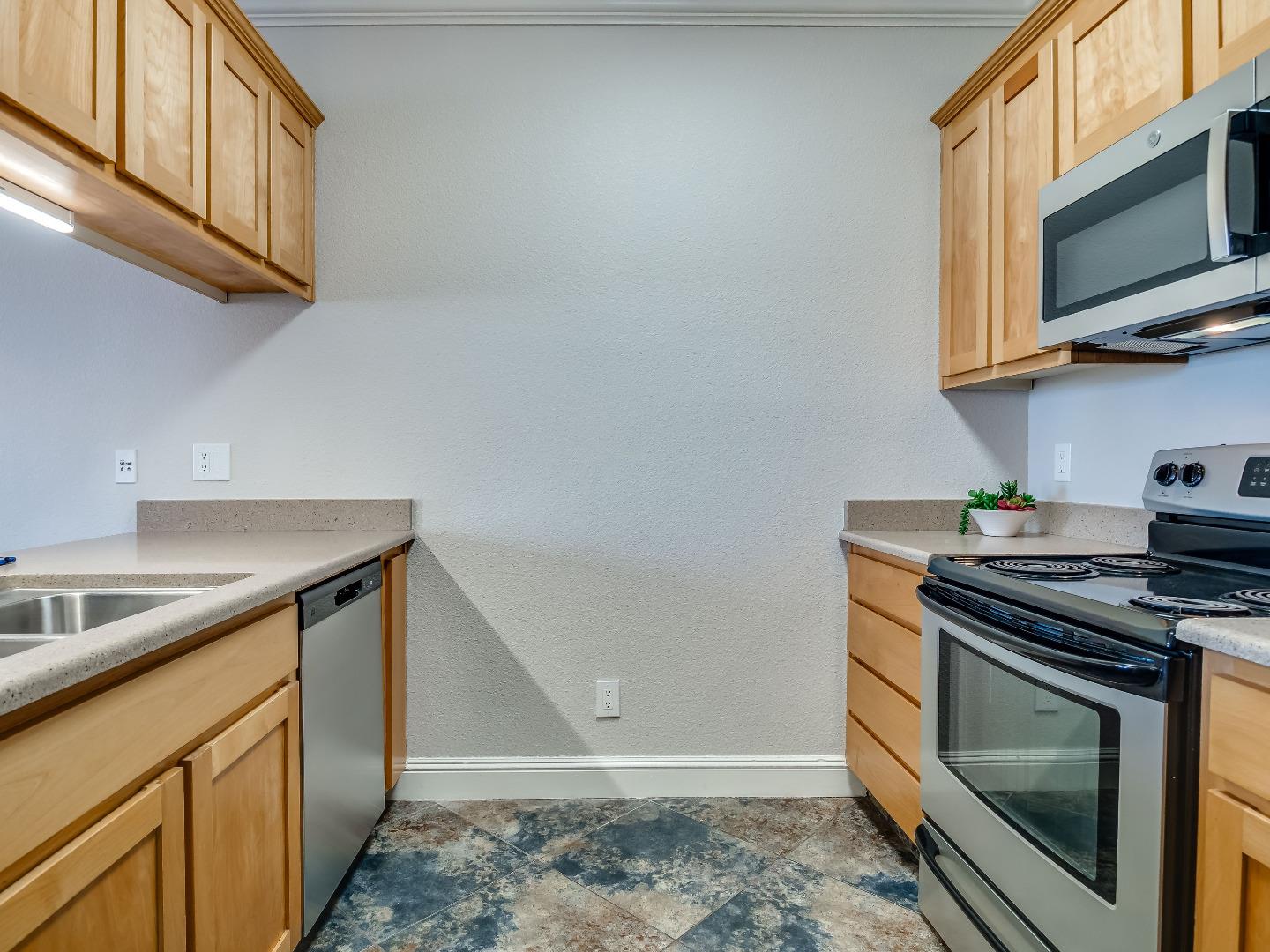 7598 Monterey Road # 260, Gilroy, California 95020, 1 Bedroom Bedrooms, ,1 BathroomBathrooms,Residential,For Sale,7598 Monterey Road # 260,ML81991236