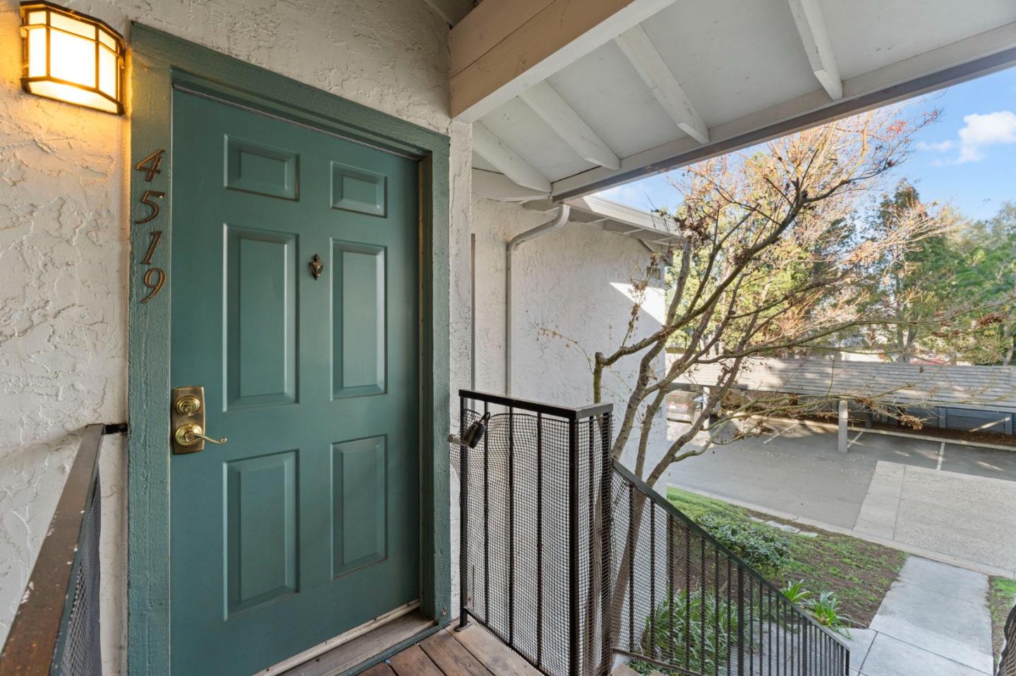 Detail Gallery Image 2 of 22 For 4519 Waterville Dr, San Jose,  CA 95118 - 1 Beds | 1 Baths