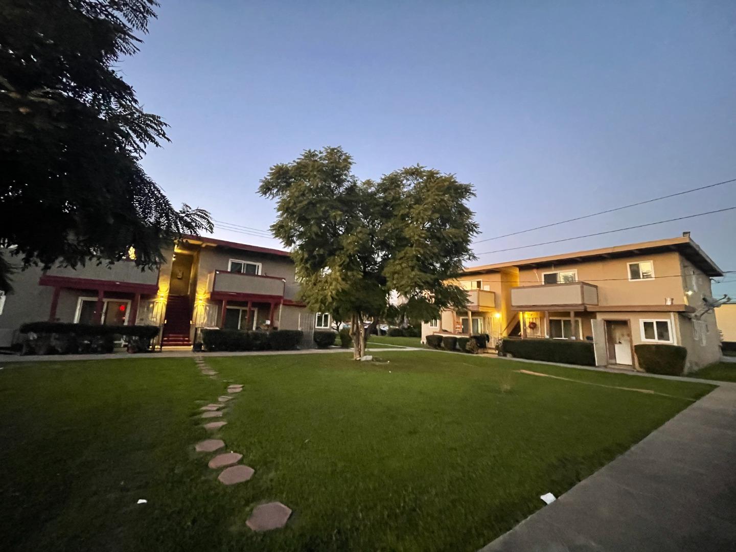 Detail Gallery Image 2 of 2 For 450 Lewis Rd, San Jose,  CA 95111 - – Beds | – Baths