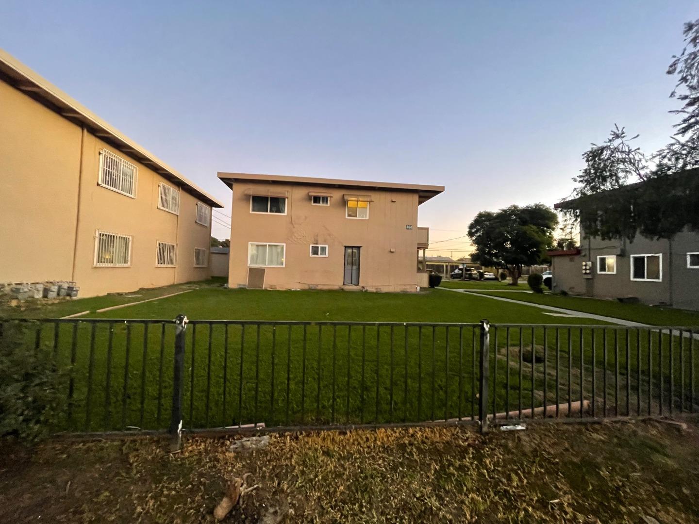 Detail Gallery Image 3 of 5 For 464 Lewis Rd, San Jose,  CA 95111 - – Beds | – Baths