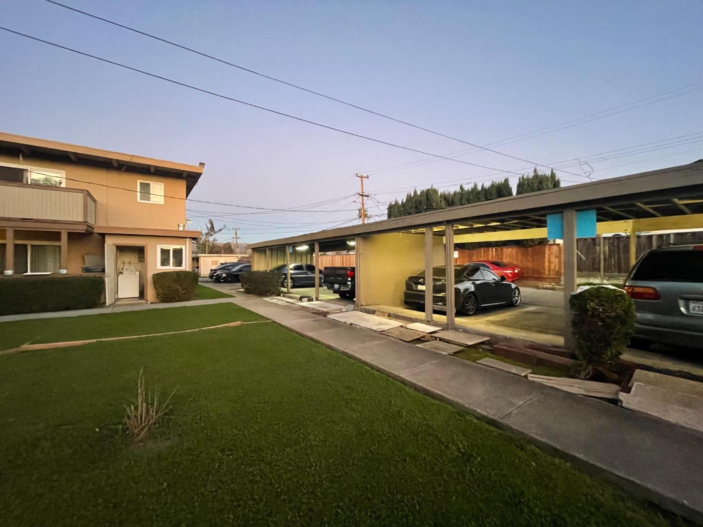 Detail Gallery Image 4 of 5 For 464 Lewis Rd, San Jose,  CA 95111 - – Beds | – Baths