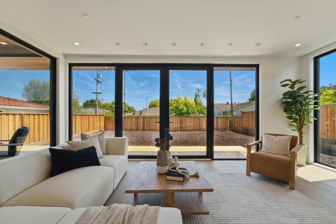 Detail Gallery Image 15 of 46 For 1464 Miller Ave, San Jose,  CA 95129 - 5 Beds | 3 Baths