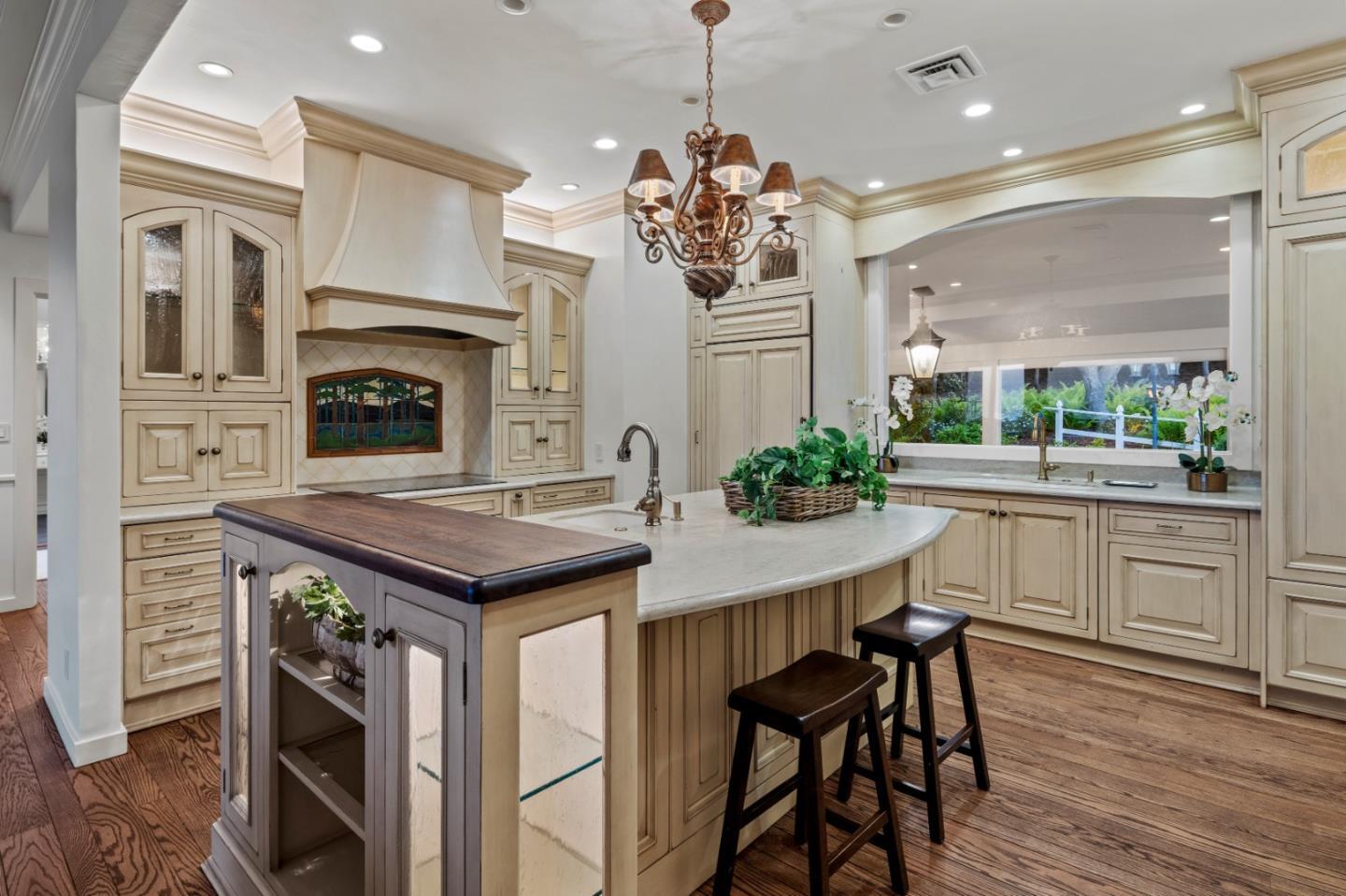 Detail Gallery Image 12 of 42 For 3307 17 Mile Drive #3,  Pebble Beach,  CA 93953 - 4 Beds | 3/1 Baths