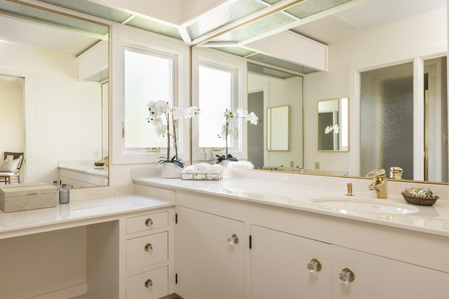 Detail Gallery Image 21 of 42 For 3307 17 Mile Drive #3,  Pebble Beach,  CA 93953 - 4 Beds | 3/1 Baths