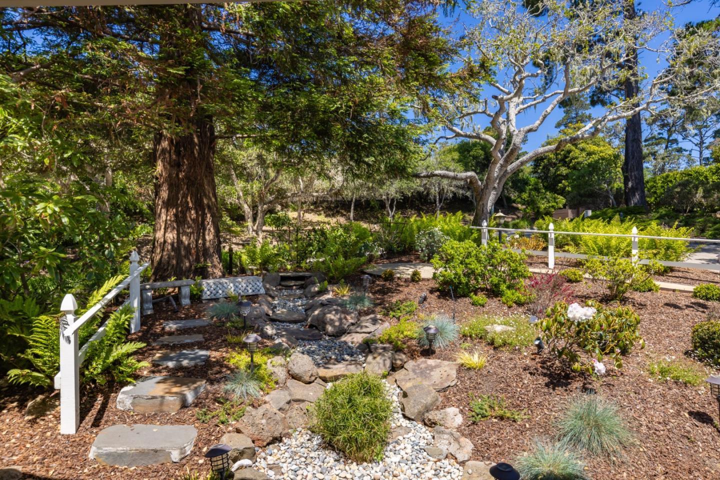 Detail Gallery Image 30 of 42 For 3307 17 Mile Drive #3,  Pebble Beach,  CA 93953 - 4 Beds | 3/1 Baths