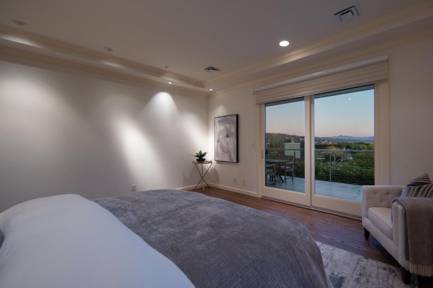 Detail Gallery Image 34 of 42 For 3307 17 Mile Drive #3,  Pebble Beach,  CA 93953 - 4 Beds | 3/1 Baths