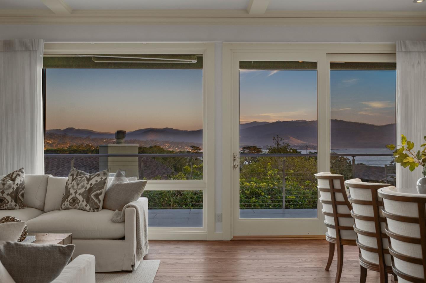 Detail Gallery Image 37 of 42 For 3307 17 Mile Drive #3,  Pebble Beach,  CA 93953 - 4 Beds | 3/1 Baths