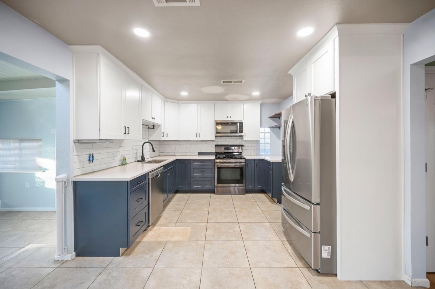 131 S Fremont St, Manteca, CA 95336 photo 5