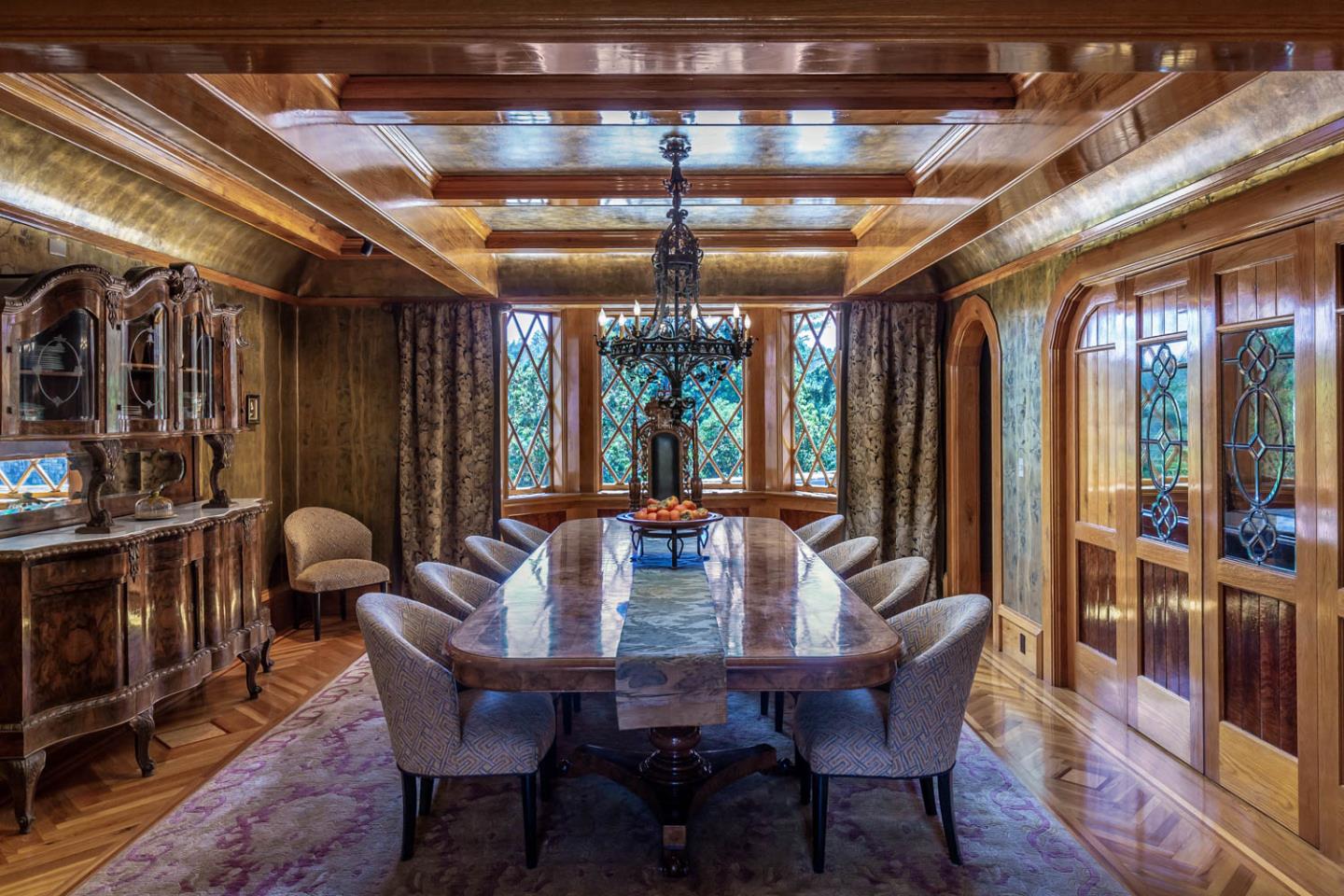 Detail Gallery Image 4 of 11 For 16351 Skyline Blvd, Woodside,  CA 94062 - 6 Beds | 5/4 Baths