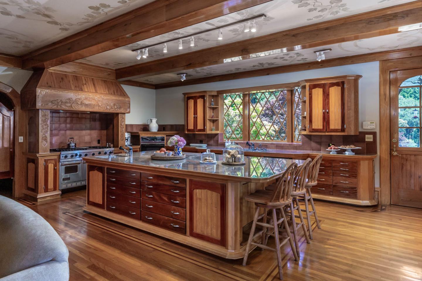Detail Gallery Image 5 of 11 For 16351 Skyline Blvd, Woodside,  CA 94062 - 6 Beds | 5/4 Baths