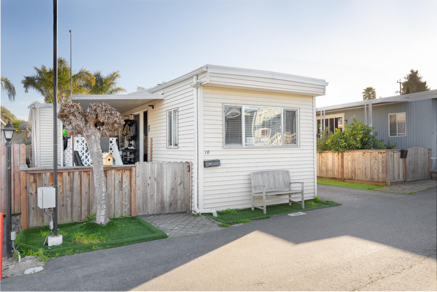 Detail Gallery Image 2 of 16 For 1099 38th Ave #108,  Santa Cruz,  CA 95062 - 3 Beds | 2 Baths