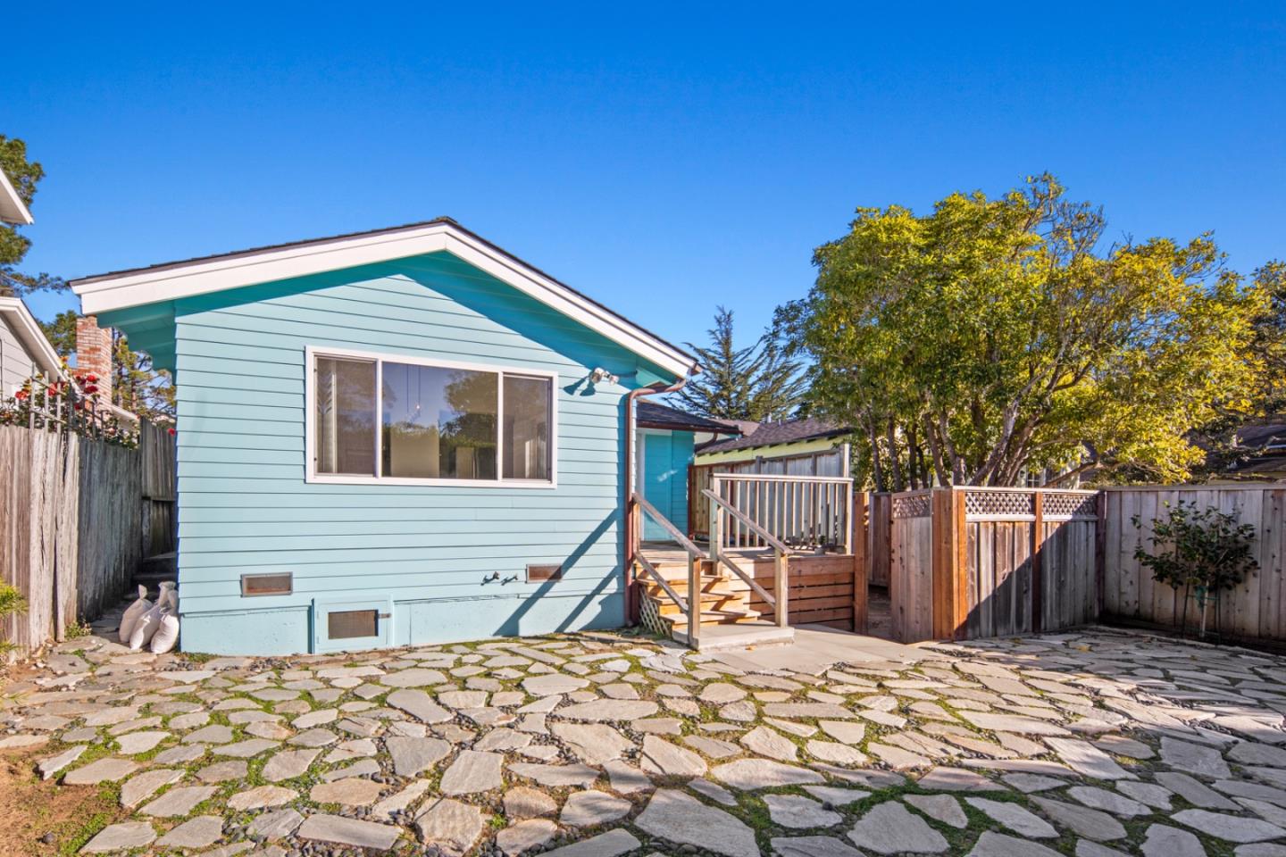 Detail Gallery Image 20 of 24 For 0 San Carlos 5 Sw of 10th Ave, Carmel,  CA 93921 - 2 Beds | 1 Baths