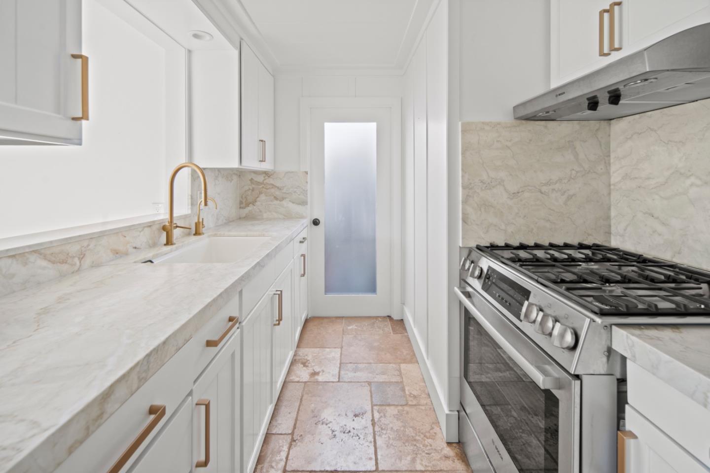 Detail Gallery Image 6 of 24 For 0 San Carlos 5 Sw of 10th Ave, Carmel,  CA 93921 - 2 Beds | 1 Baths