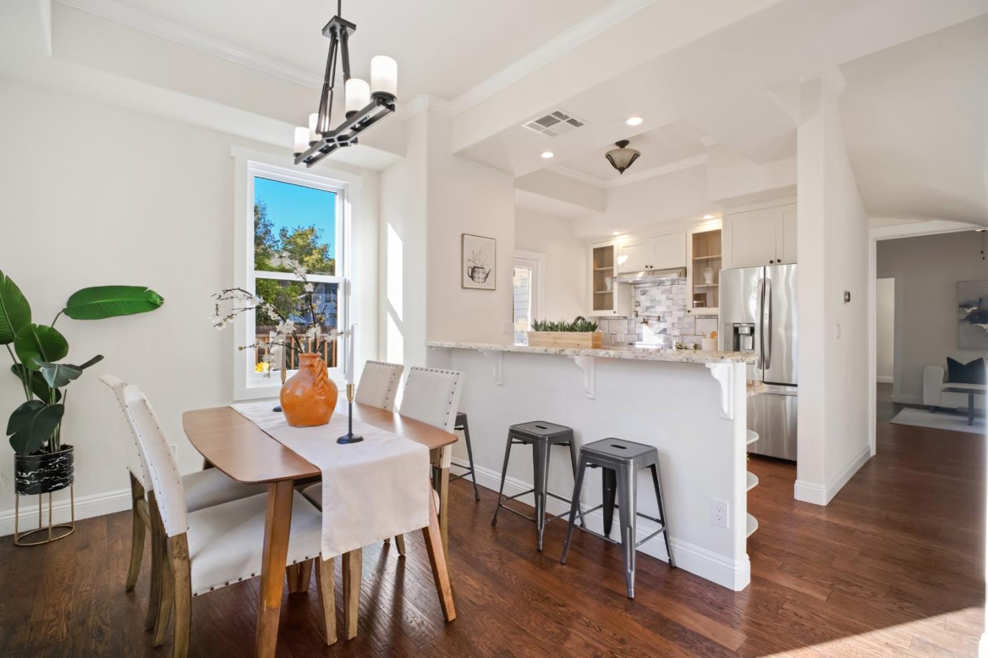 Detail Gallery Image 7 of 35 For 1217 Harrison St, Santa Clara,  CA 95050 - 4 Beds | 3 Baths