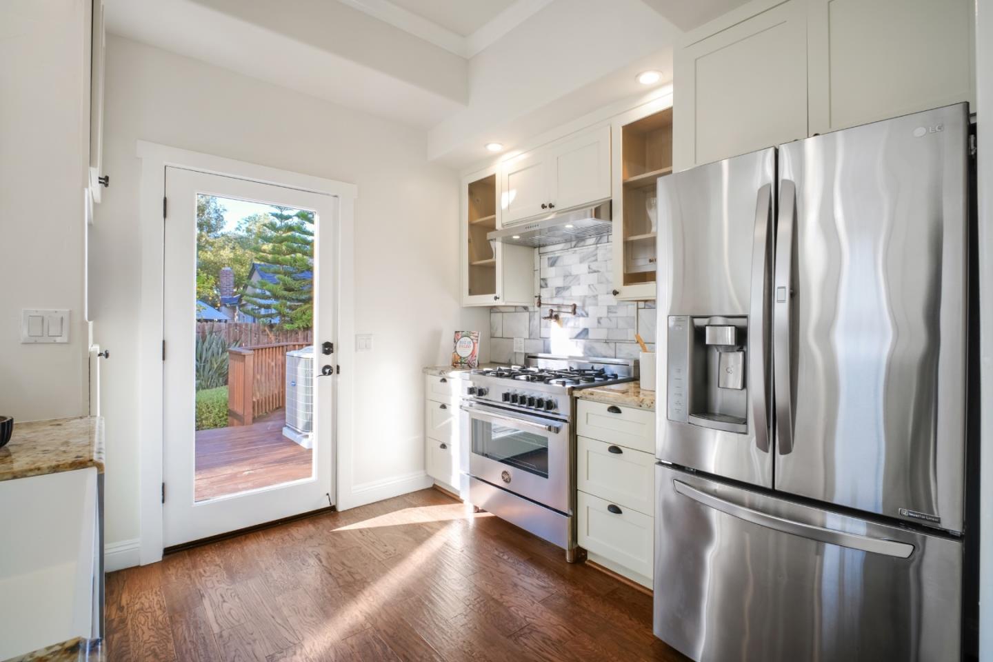 Detail Gallery Image 8 of 35 For 1217 Harrison St, Santa Clara,  CA 95050 - 4 Beds | 3 Baths