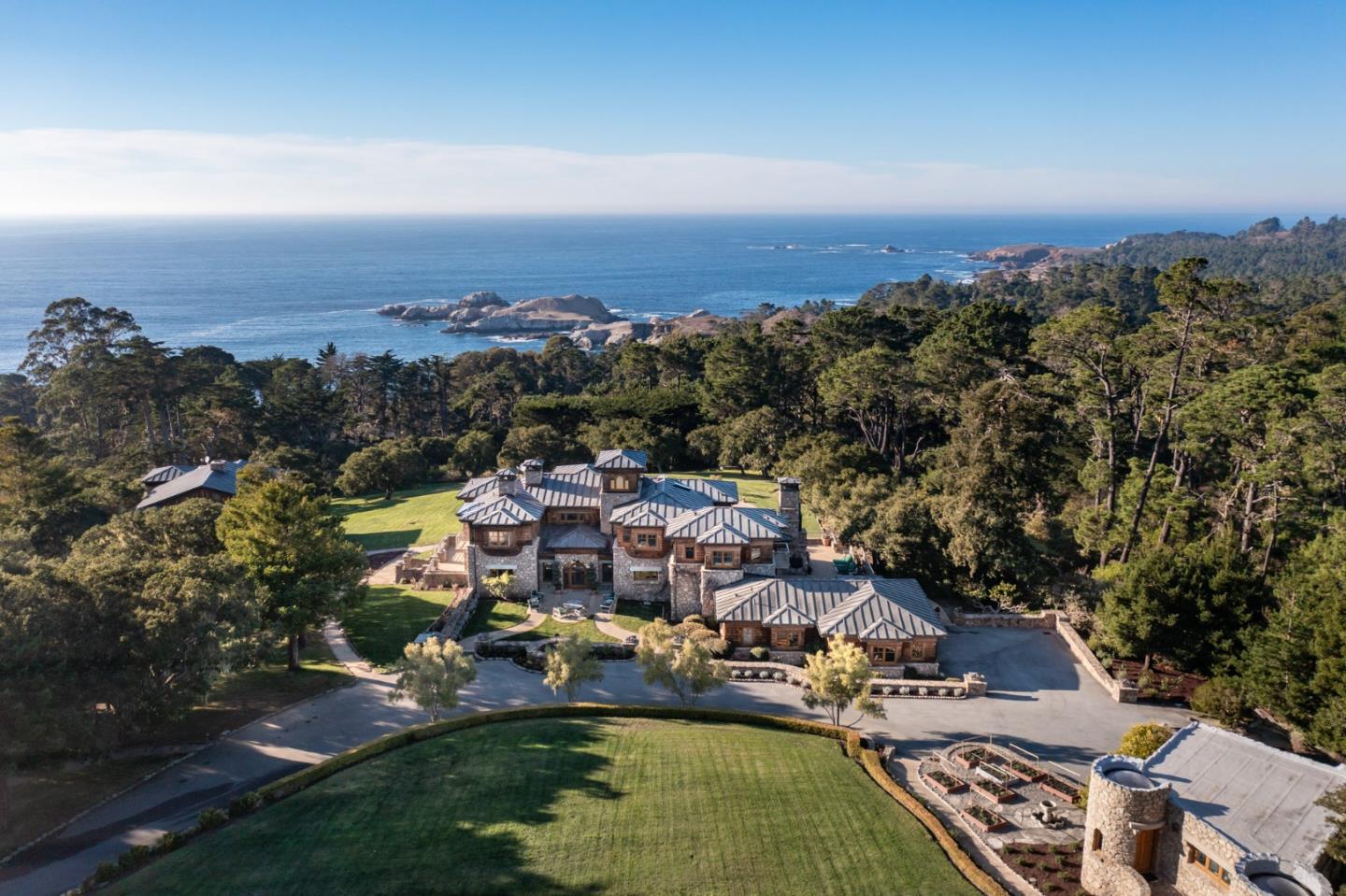Detail Gallery Image 2 of 65 For 72 Fern Canyon Rd, Carmel,  CA 93923 - 9 Beds | 10/2 Baths
