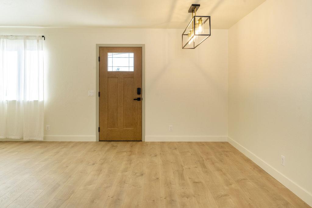 1260 Flores St, Seaside, CA 93955 photo 13