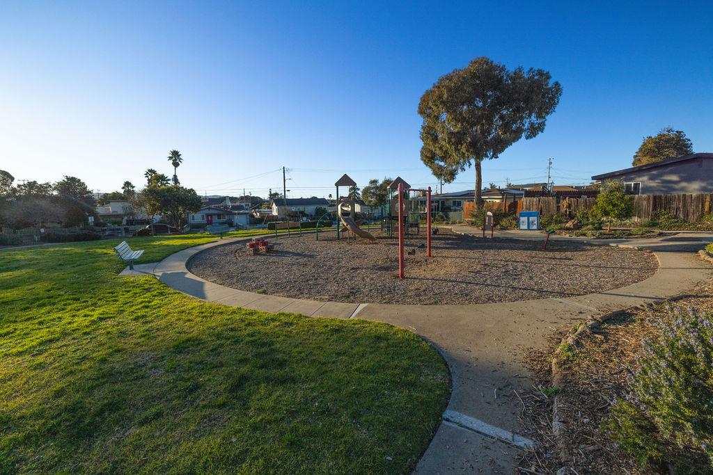 1260 Flores St, Seaside, CA 93955 photo 26