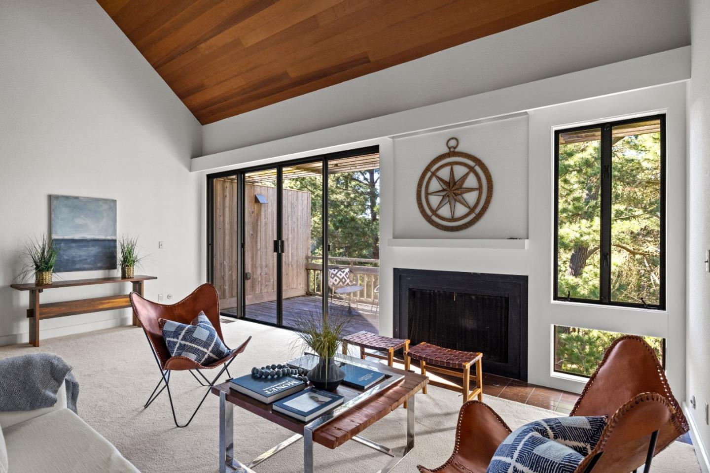 Detail Gallery Image 10 of 27 For 24520 Outlook Dr #17,  Carmel,  CA 93923 - 3 Beds | 2 Baths