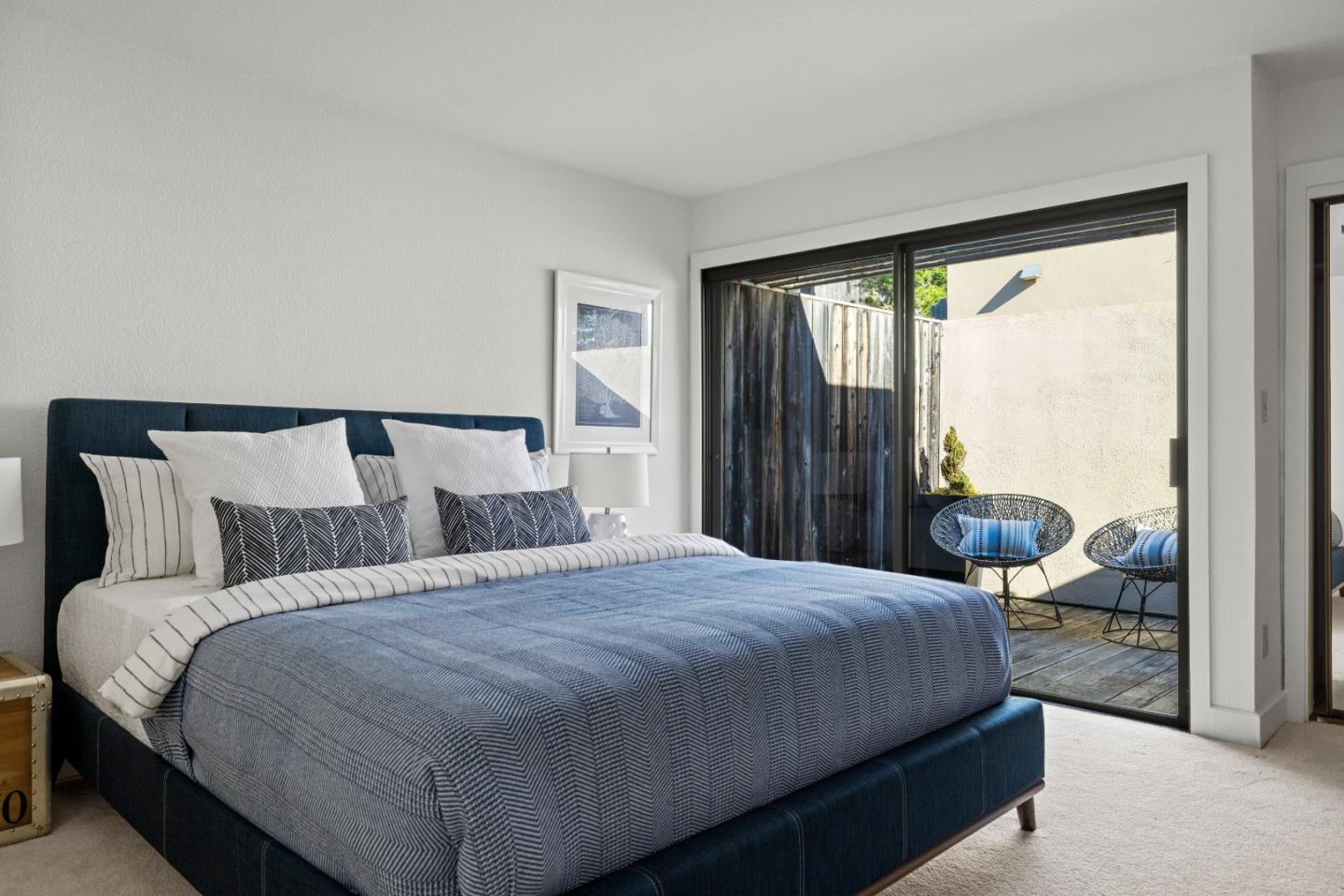 Detail Gallery Image 15 of 27 For 24520 Outlook Dr #17,  Carmel,  CA 93923 - 3 Beds | 2 Baths