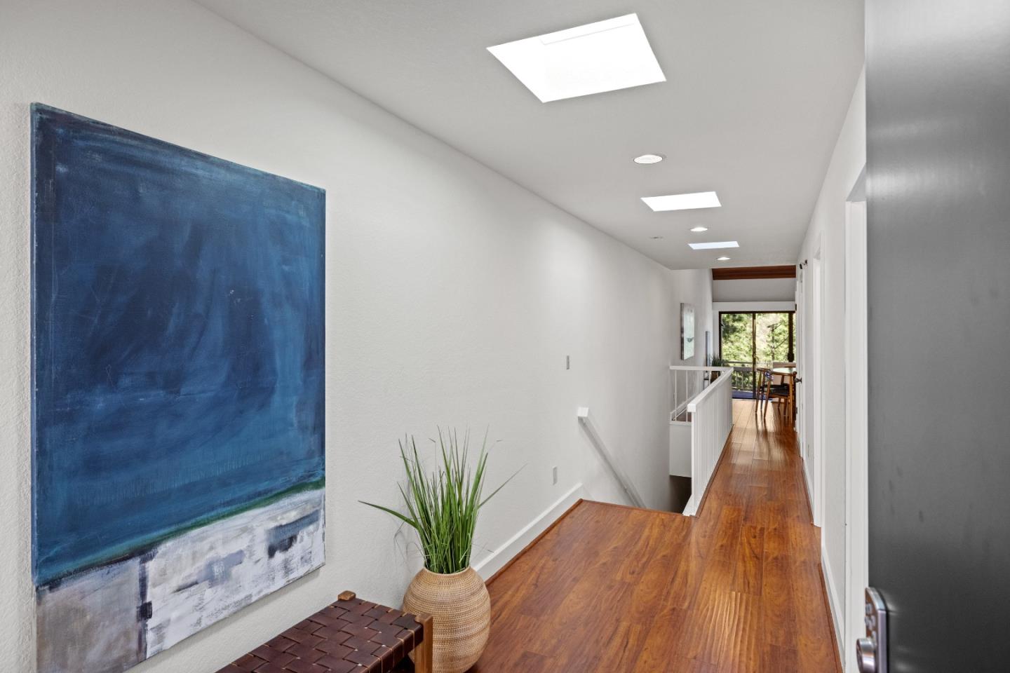 Detail Gallery Image 3 of 27 For 24520 Outlook Dr #17,  Carmel,  CA 93923 - 3 Beds | 2 Baths