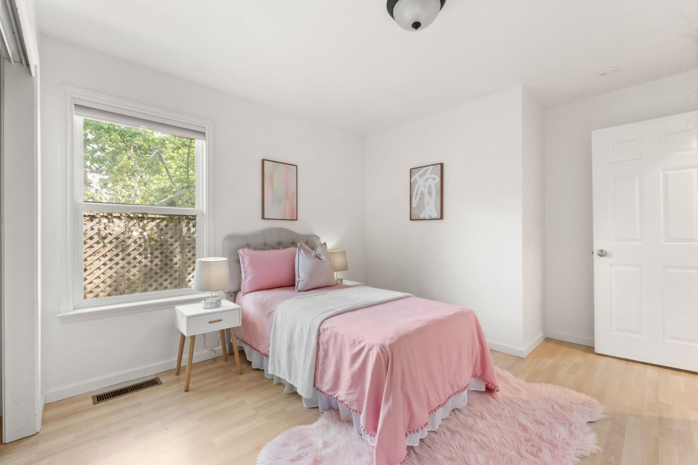 Detail Gallery Image 20 of 34 For 2154 Dumbarton Ave, East Palo Alto,  CA 94303 - 5 Beds | 2 Baths