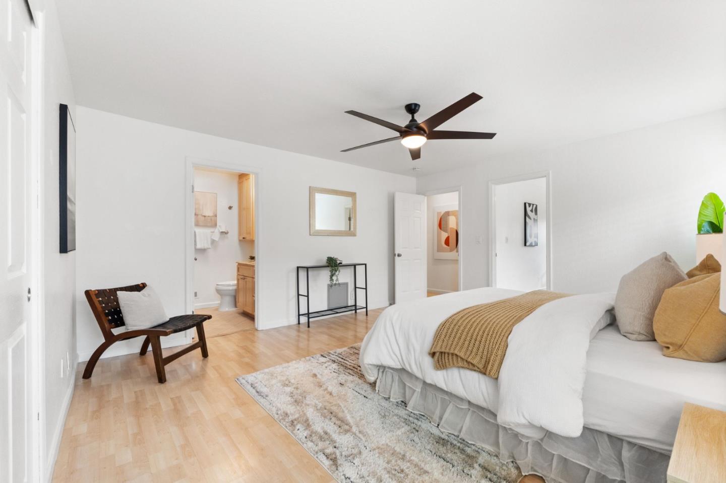 Detail Gallery Image 25 of 34 For 2154 Dumbarton Ave, East Palo Alto,  CA 94303 - 5 Beds | 2 Baths