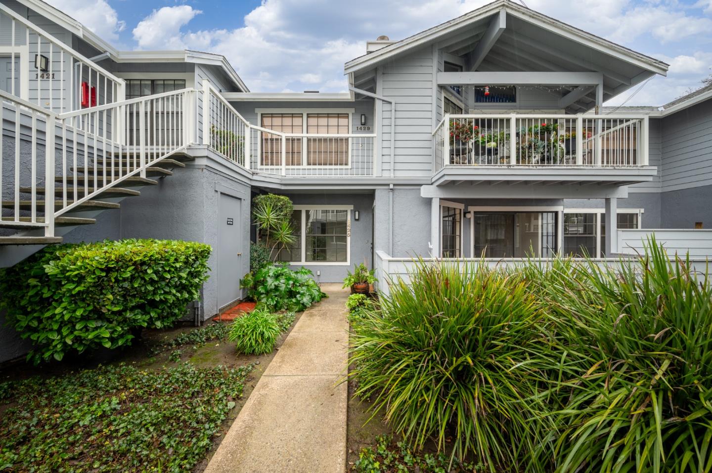 Photo #2: ML81991885 Listing 