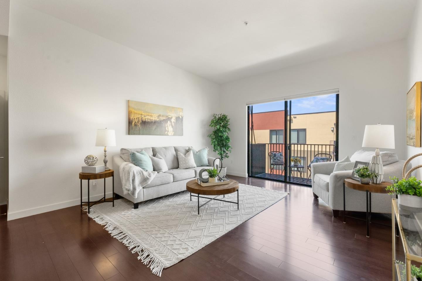 Detail Gallery Image 2 of 51 For 88 Bush #4148,  San Jose,  CA 95126 - 2 Beds | 2 Baths