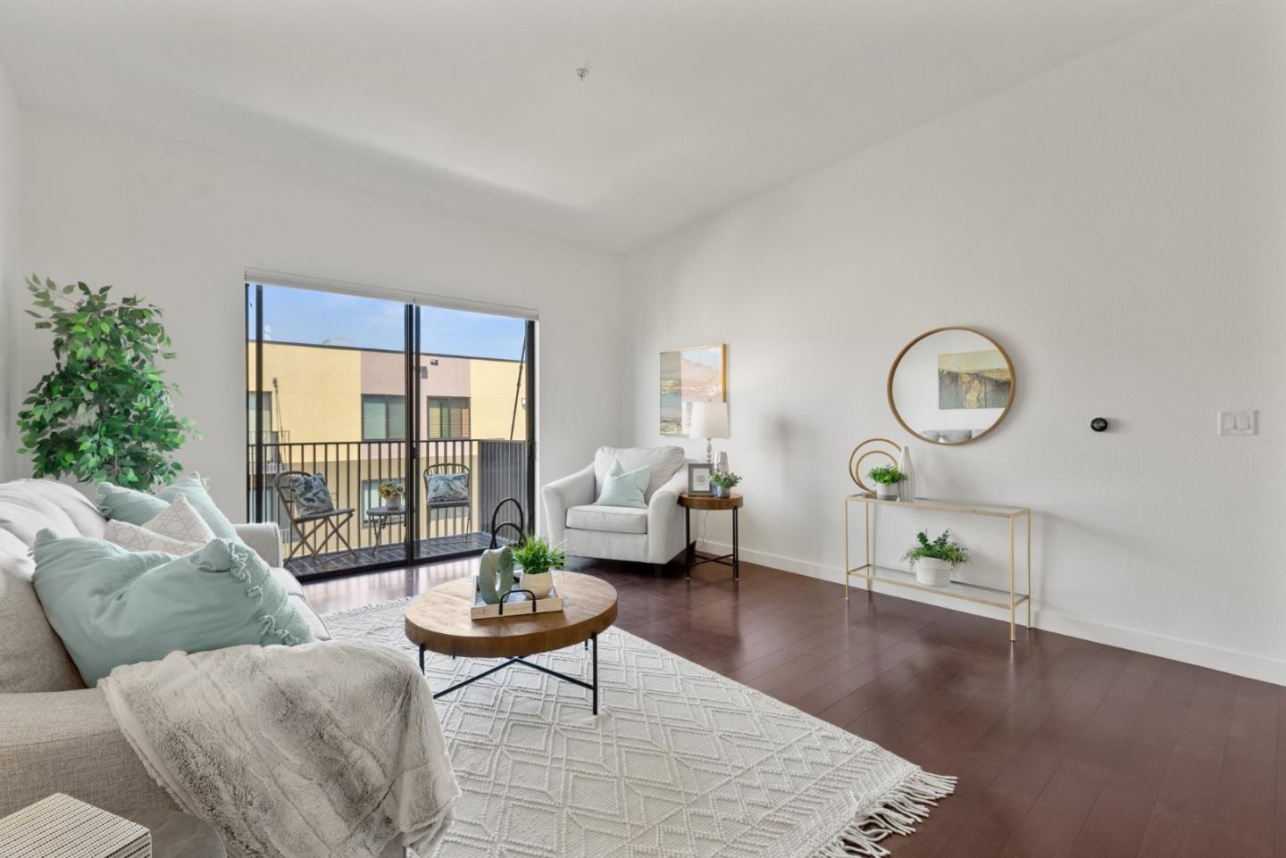 Detail Gallery Image 4 of 51 For 88 Bush #4148,  San Jose,  CA 95126 - 2 Beds | 2 Baths