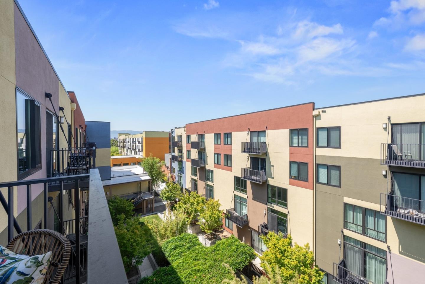 Detail Gallery Image 6 of 51 For 88 Bush #4148,  San Jose,  CA 95126 - 2 Beds | 2 Baths