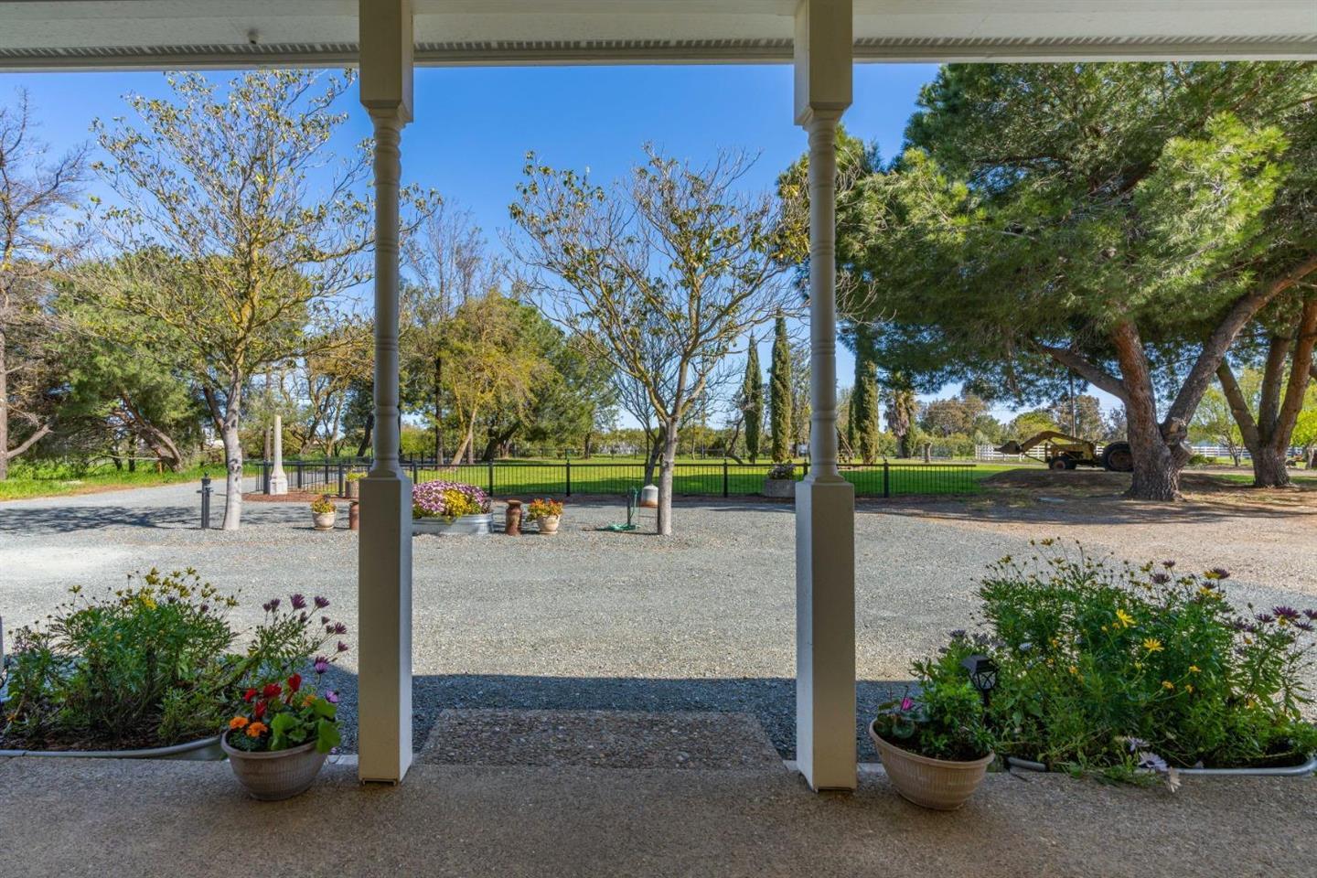 Detail Gallery Image 2 of 68 For 4100 Gateway Rd, Bethel Island,  CA 94511 - 3 Beds | 2 Baths