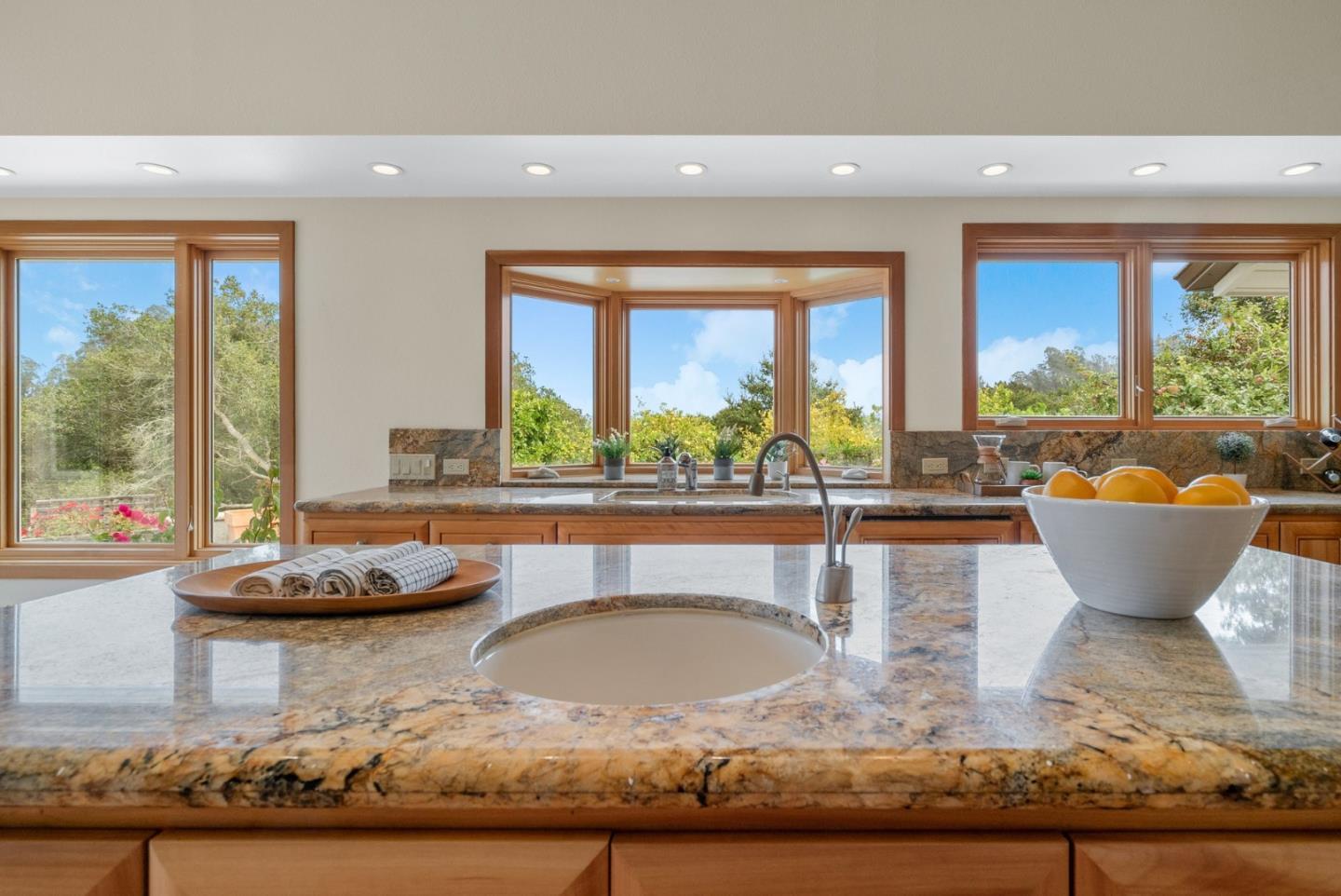 Detail Gallery Image 27 of 64 For 900 E Bel Mar Dr, La Selva Beach,  CA 95076 - 3 Beds | 2/1 Baths