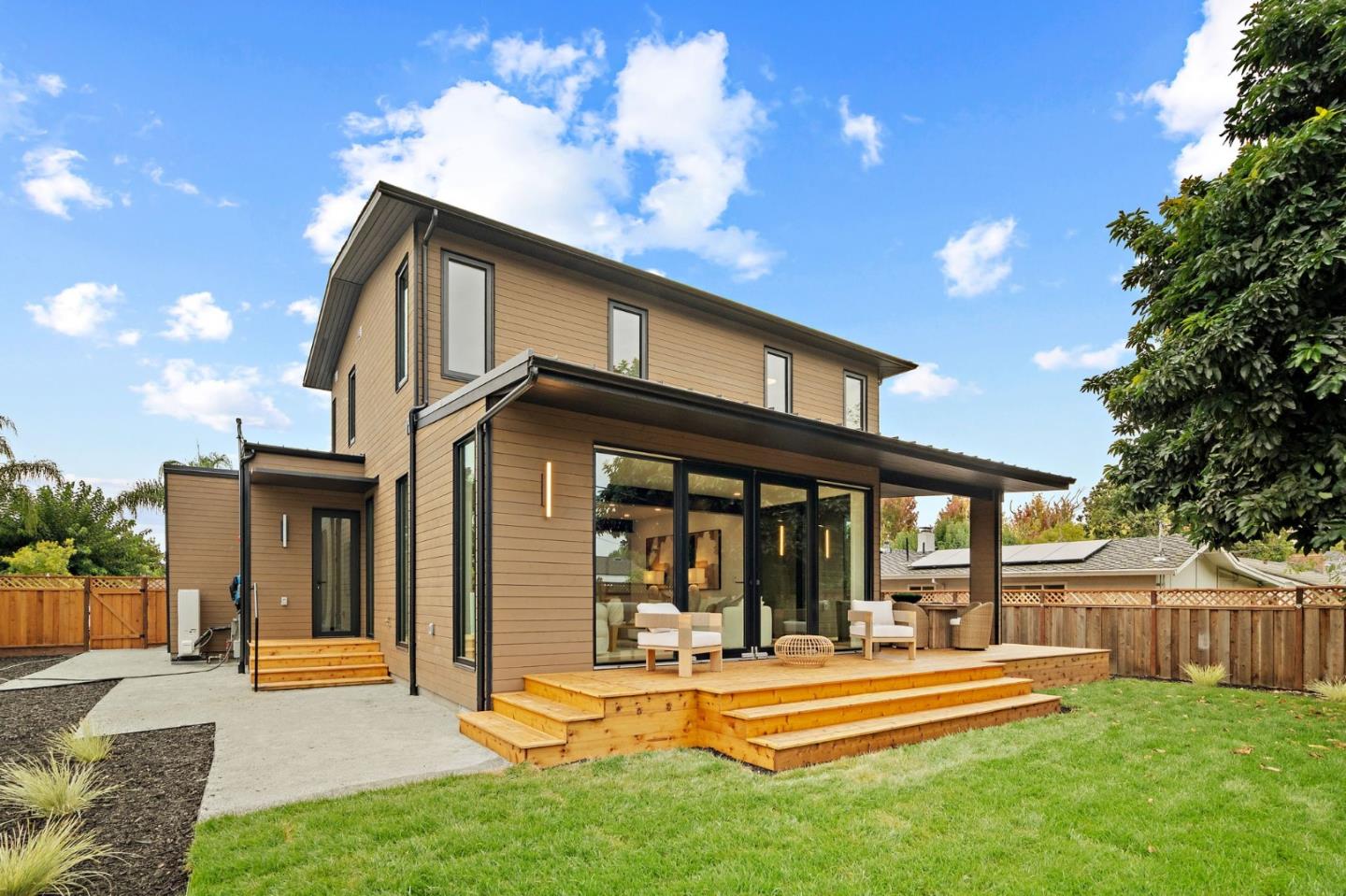 Detail Gallery Image 39 of 50 For 2265 Mazzaglia Ave, San Jose,  CA 95125 - 5 Beds | 3 Baths