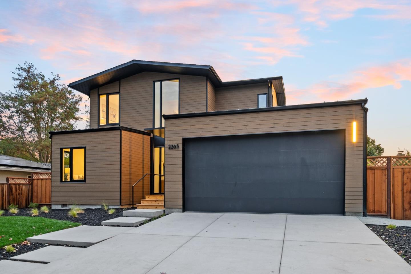 Detail Gallery Image 41 of 50 For 2265 Mazzaglia Ave, San Jose,  CA 95125 - 5 Beds | 3 Baths