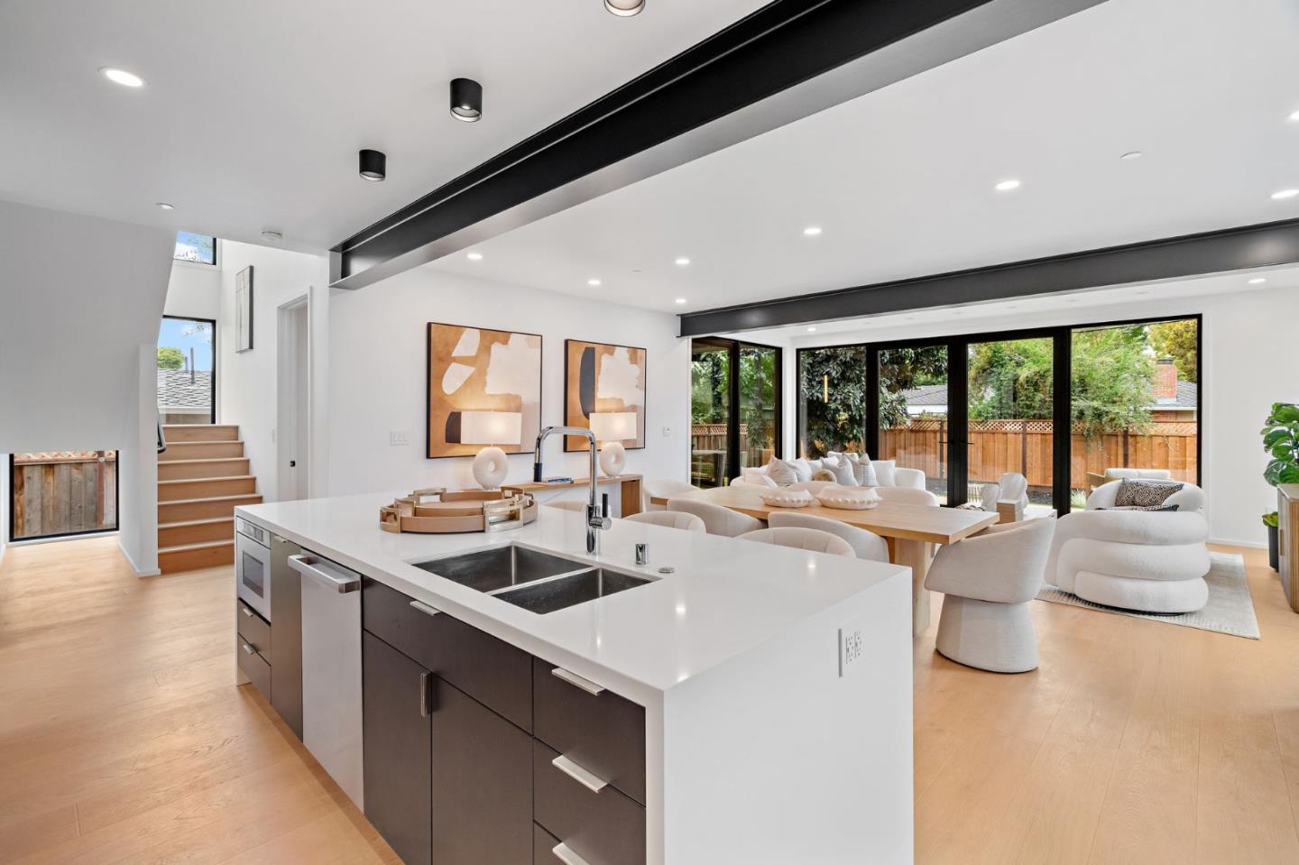 Detail Gallery Image 8 of 50 For 2265 Mazzaglia Ave, San Jose,  CA 95125 - 5 Beds | 3 Baths