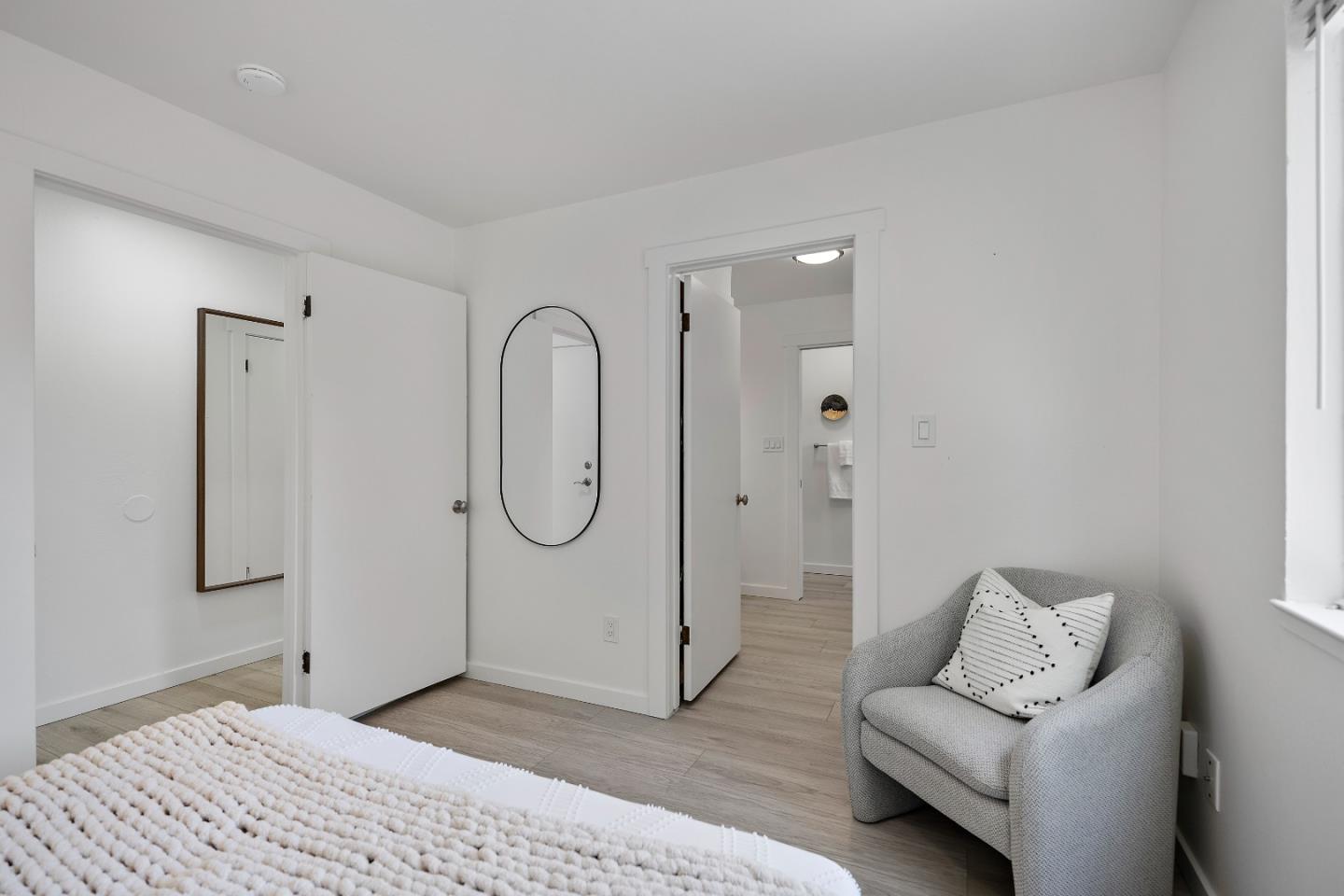 Detail Gallery Image 11 of 43 For 260 Lake Ave #1,  Santa Cruz,  CA 95062 - 2 Beds | 2 Baths