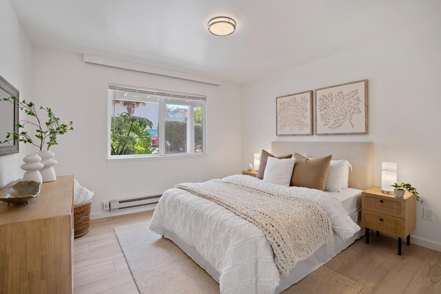 Detail Gallery Image 17 of 43 For 260 Lake Ave #1,  Santa Cruz,  CA 95062 - 2 Beds | 2 Baths