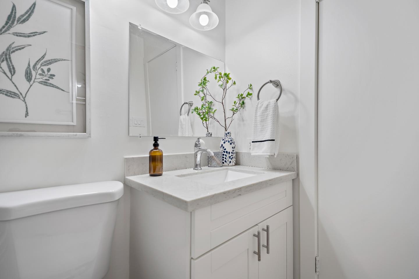Detail Gallery Image 20 of 43 For 260 Lake Ave #1,  Santa Cruz,  CA 95062 - 2 Beds | 2 Baths