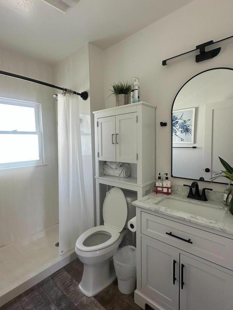 Detail Gallery Image 10 of 20 For 159 Hollywood Ave, San Jose,  CA 95112 - 6 Beds | 4 Baths