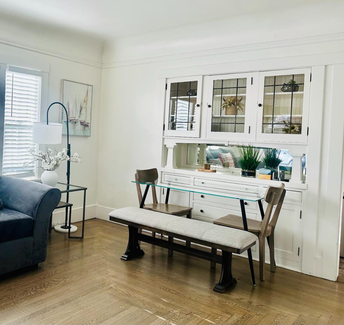 Detail Gallery Image 6 of 20 For 159 Hollywood Ave, San Jose,  CA 95112 - 6 Beds | 4 Baths