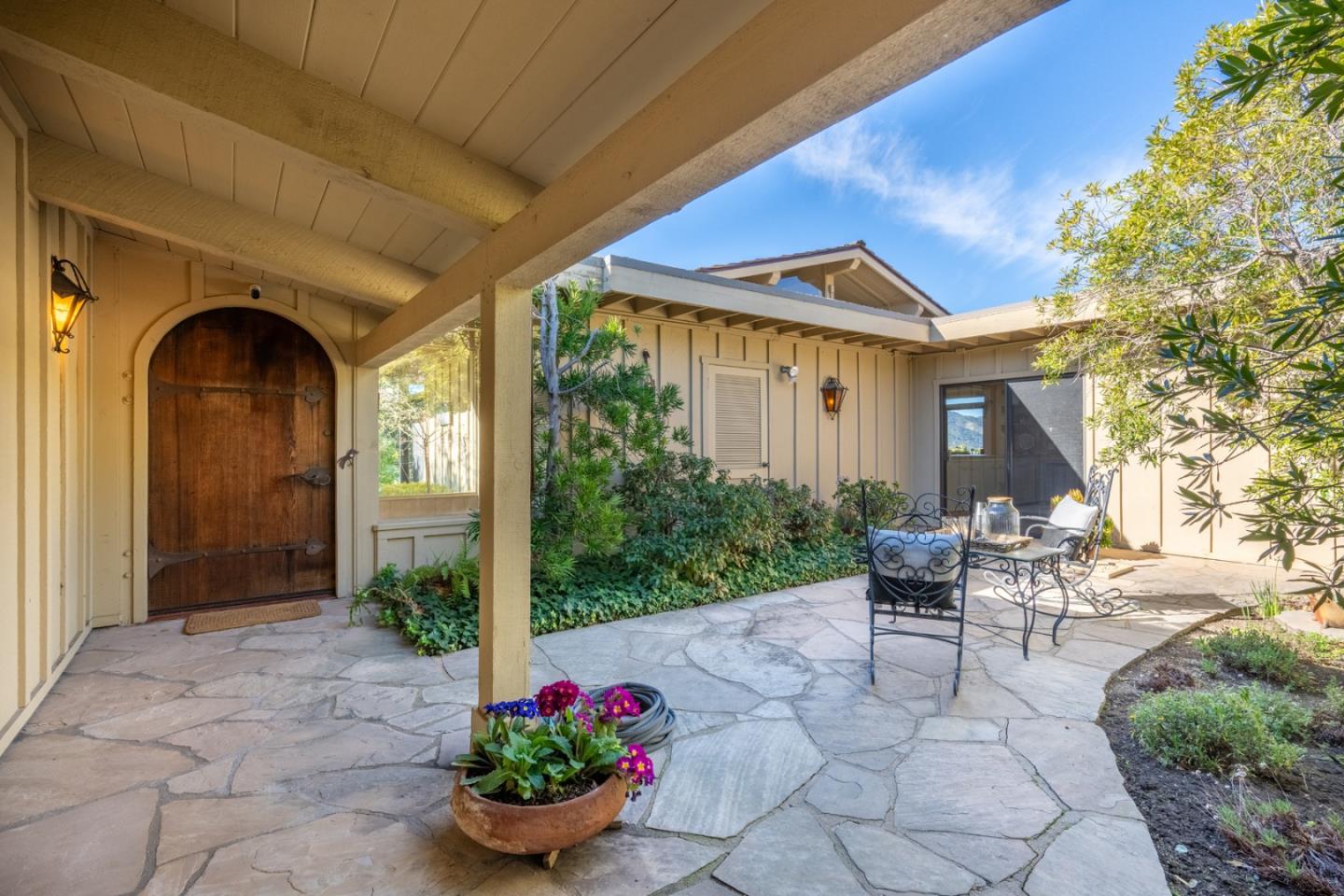 Detail Gallery Image 2 of 28 For 15415 via Los Tulares, Carmel Valley,  CA 93924 - 3 Beds | 2 Baths